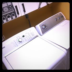 Kenmore Washing Machine & Whirlpool Electric Dryer